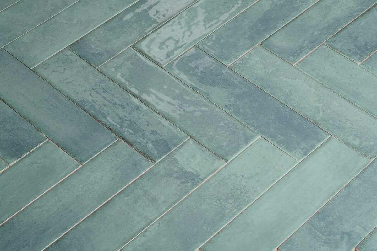Brunei Sage groen visgraat Dateg Wandtegel Brunei Sage Groen 6,5x25 Inhoud doos 0,82m2